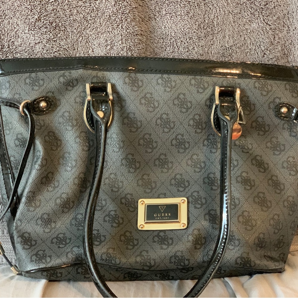 Guess small tote
